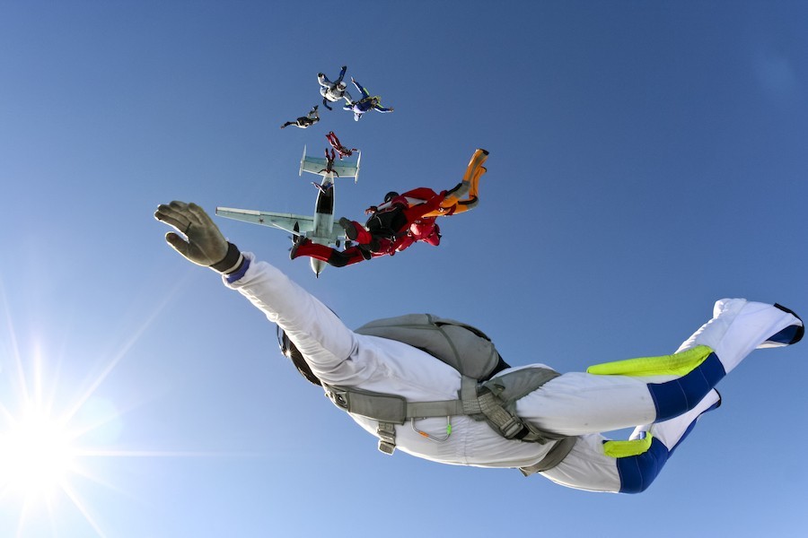 marketing travel packages online skydiving adventure tourism